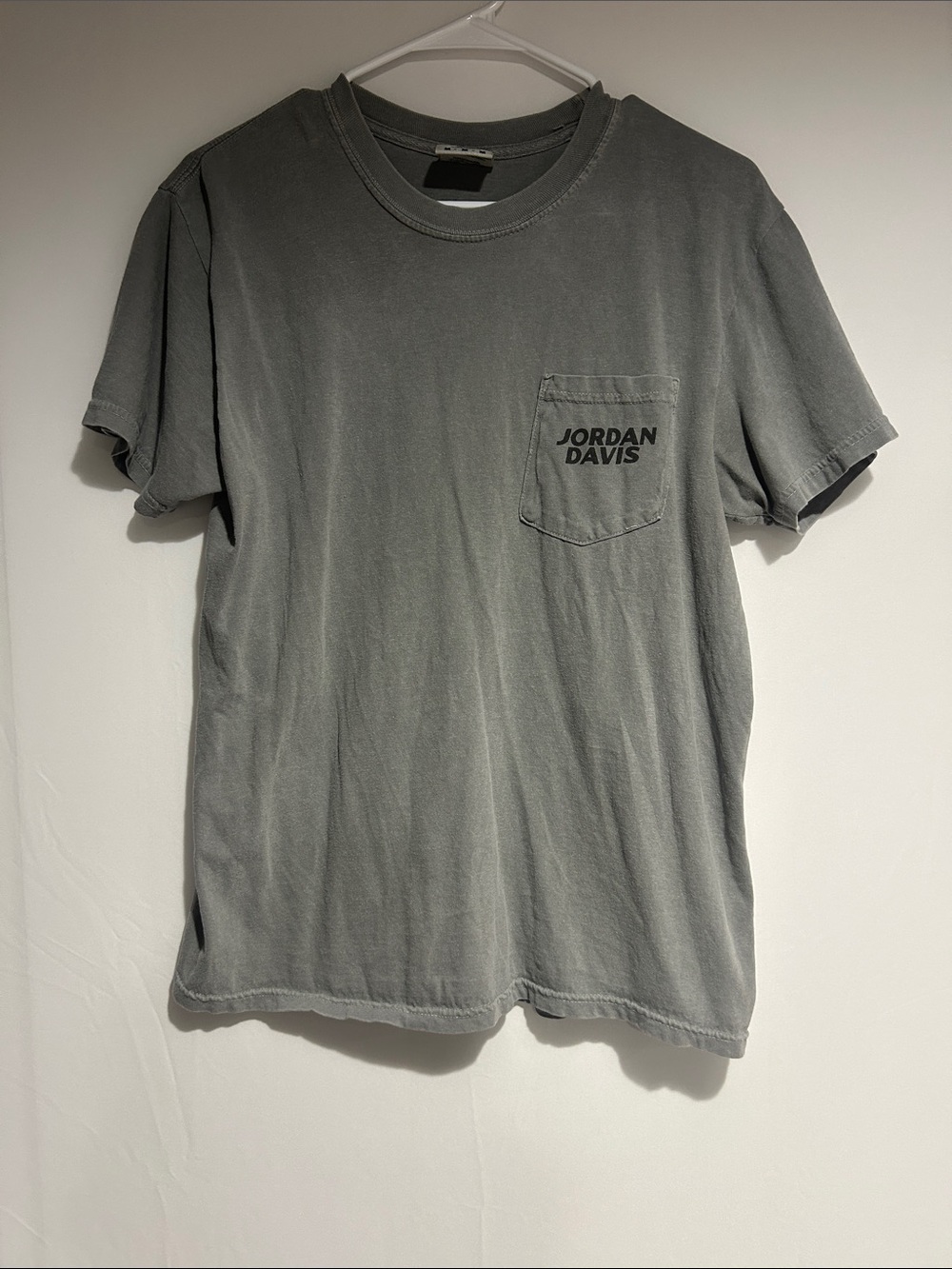 Comfort Colors Men's Chest Pocket Tee — Gray